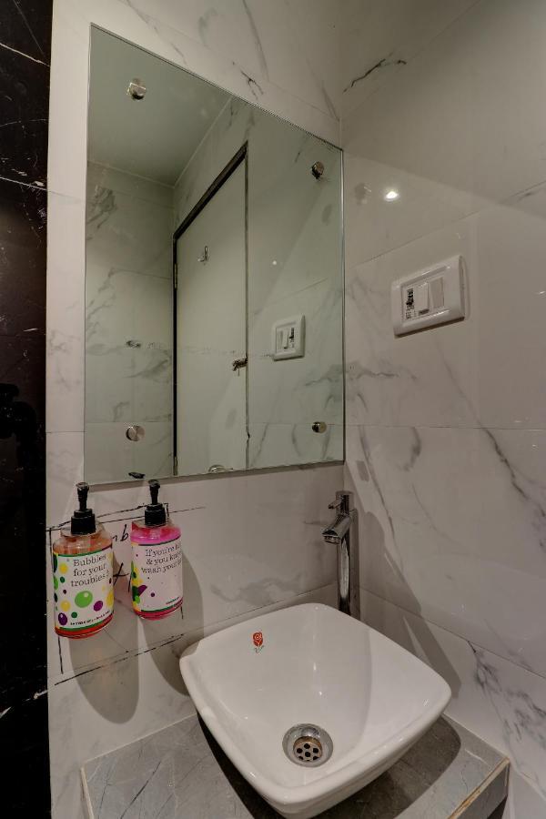 Hotel Amber Suite Near Mumbai Airport 外观 照片